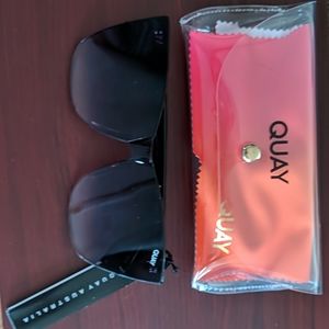 Brand New Quay Sunglasses with case